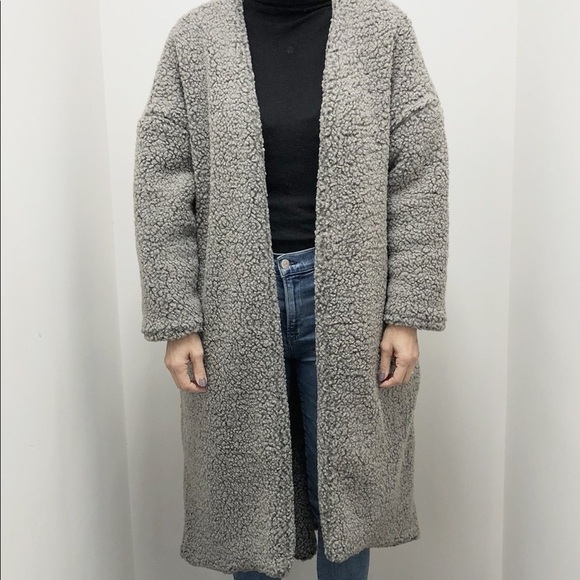 Priory Teddybear Coat in Faux Shearling Heather Grey Size S/M - Picture 3 of 7